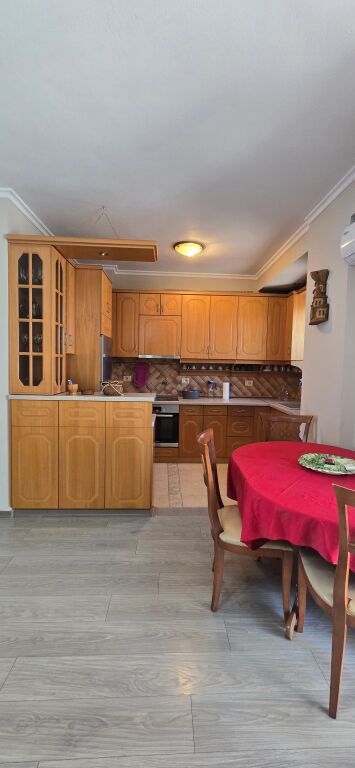 APARTMENT 2+1, BARRICADES STREET, ALSO AVAILABLE FOR AIRBNB!