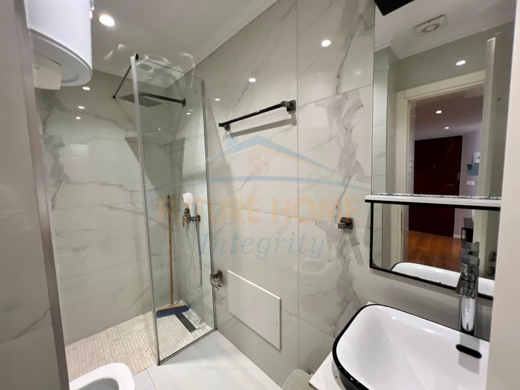Rent, Duplex 2+1+Veranda, Selitë, Tirana.