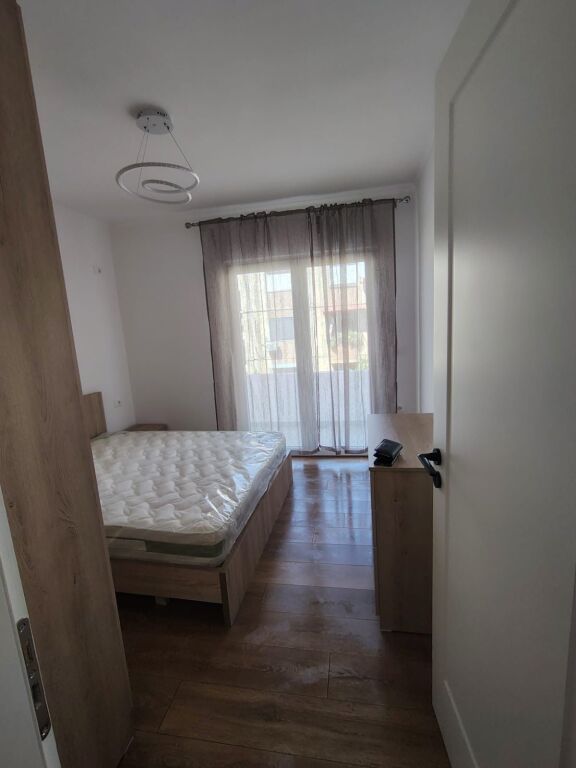 Jepet me qira 1+1 Kinostudio Te UET 500€