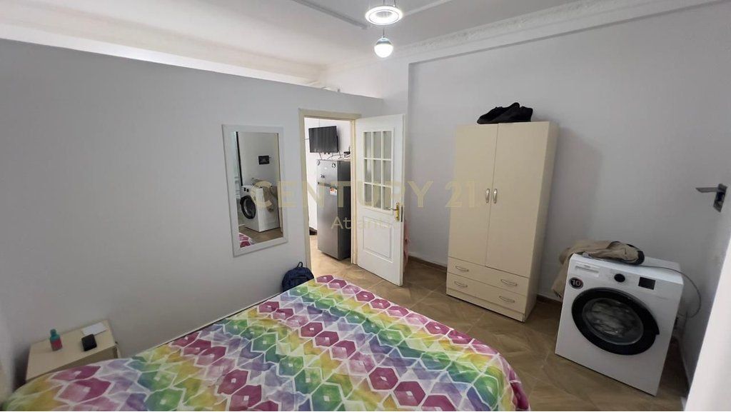 Garsoniere 1+1 Për Shitje në Plazh Hekurudha, Durrës