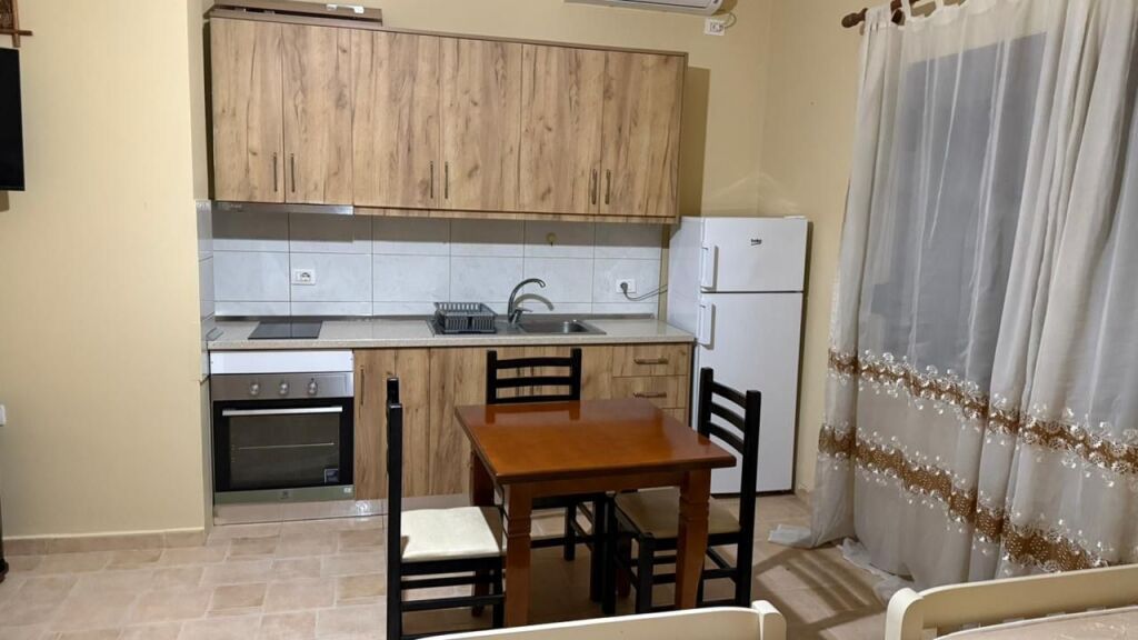 Garzoniere me Qera 📍Selite📌30 000 lek