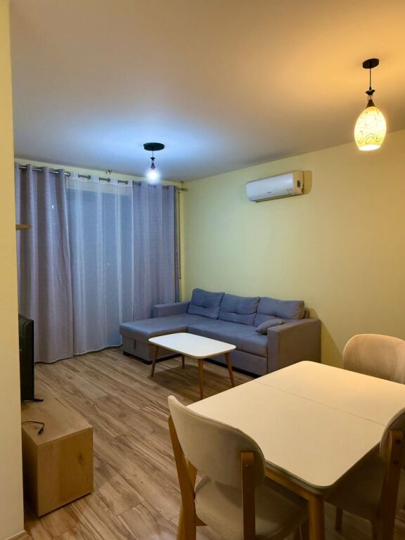 Apartament 2+1+2 me qera tek Fiori di Bosko