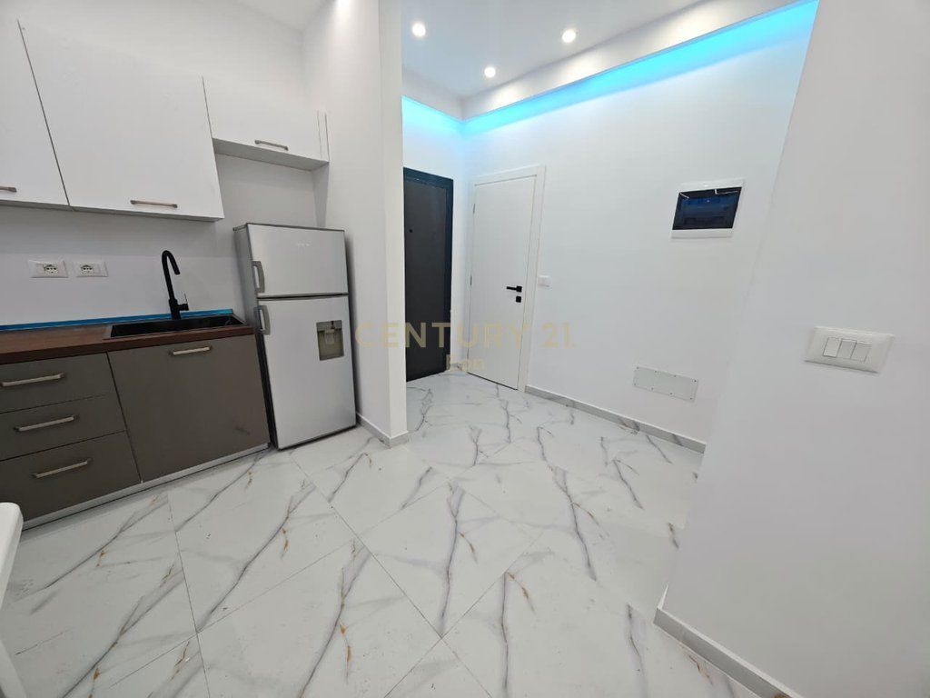 DURRES CENTER, APARTMENT 1+1 FOR SALE