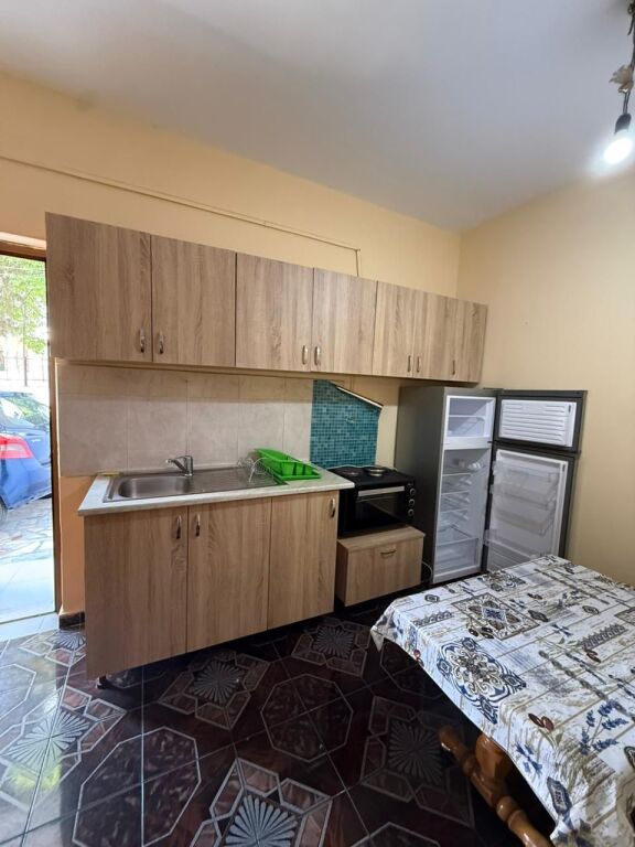 Affitto | Shtëpi private 1 + 1 | Spitali Amerikan 2 | 300 €/mese