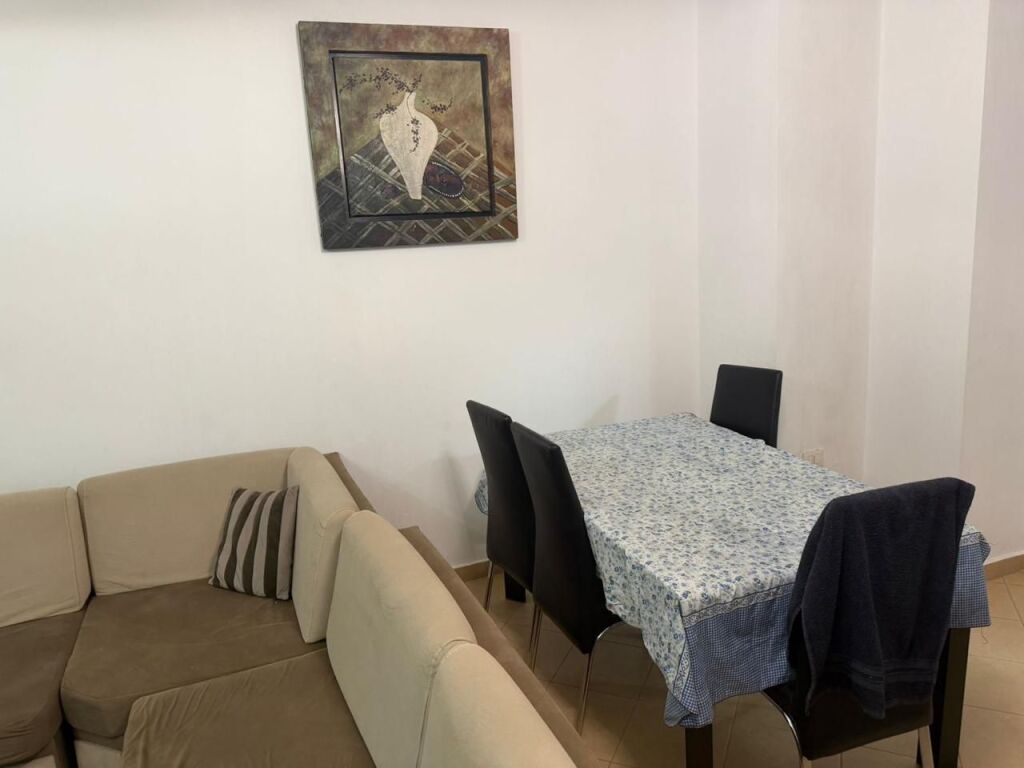 APPARTAMENTO 1+1 IN AFFITTO A FRESKU