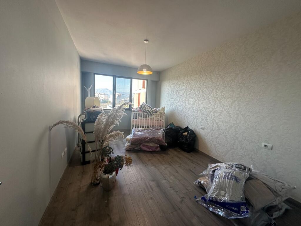 🏢Tek Casa Italia shitet apartament 2+1+2, 168,000€uro