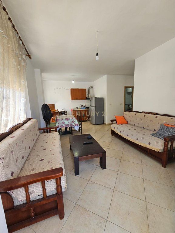 SHITET APARTAMENT 2+1+2 NE PLAZH TE ADRIATIKU DURRES !