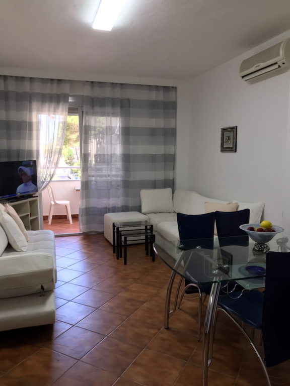 1+1 for rent on the beach near Majestik hotel