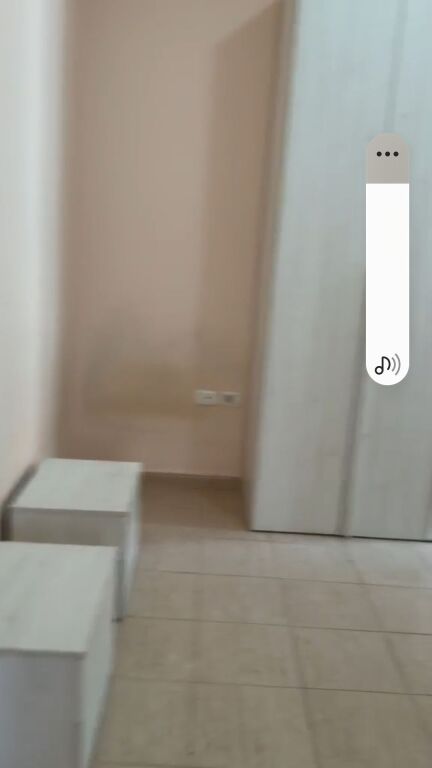 Shitet  apartament  2+1 Rruga  E Kavajës