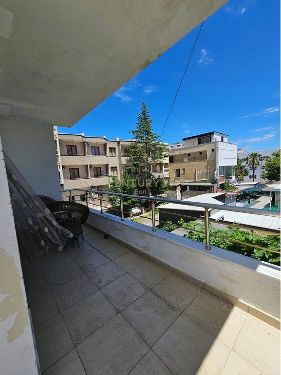 SHITET APARTAMENT 2+1+2 NE PLAZH TE ADRIATIKU DURRES !