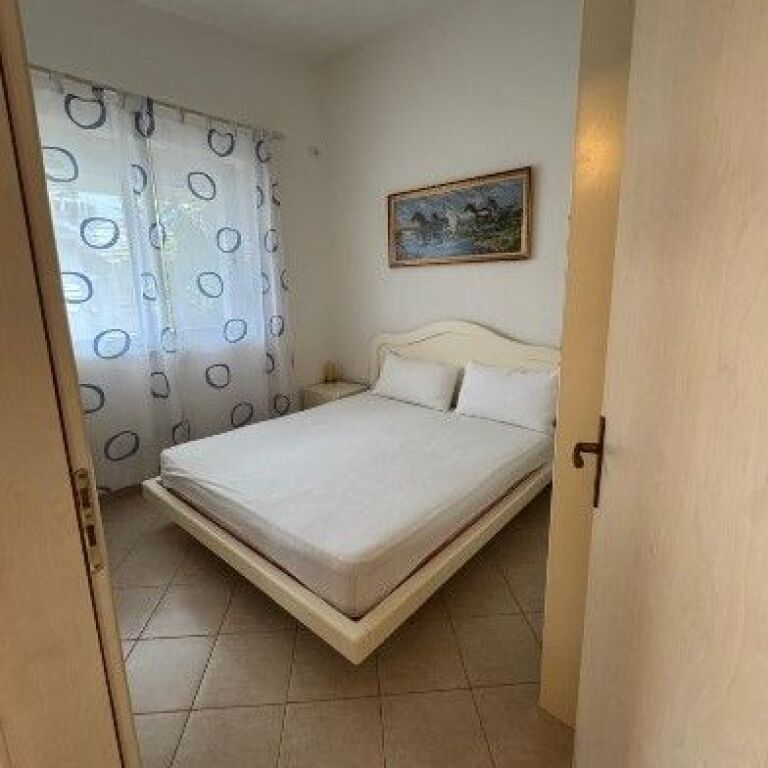 🏡 **Apartment 2+1 for Sale with Private Land – Lura Complex 1, Lalzi Bay** 🌊✨