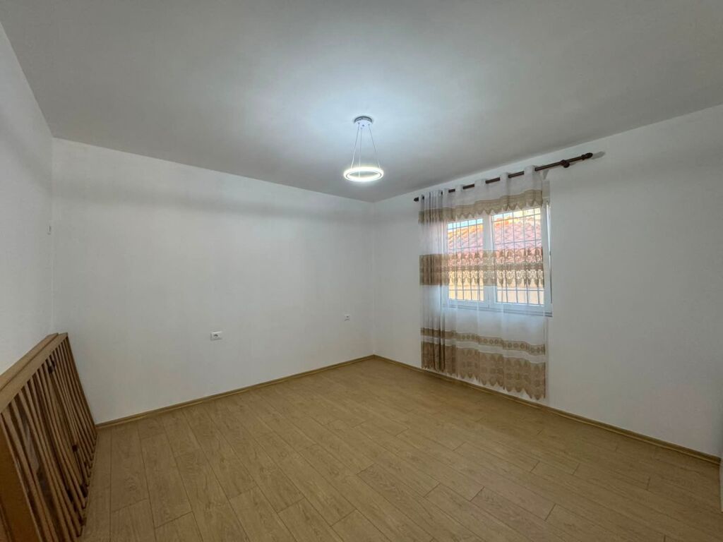 Apartament me Qera-Misto Mame