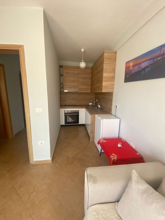 🏡 Appartamento 1+1+ Garage in Vendita, complesso con piscina - Mali i robit