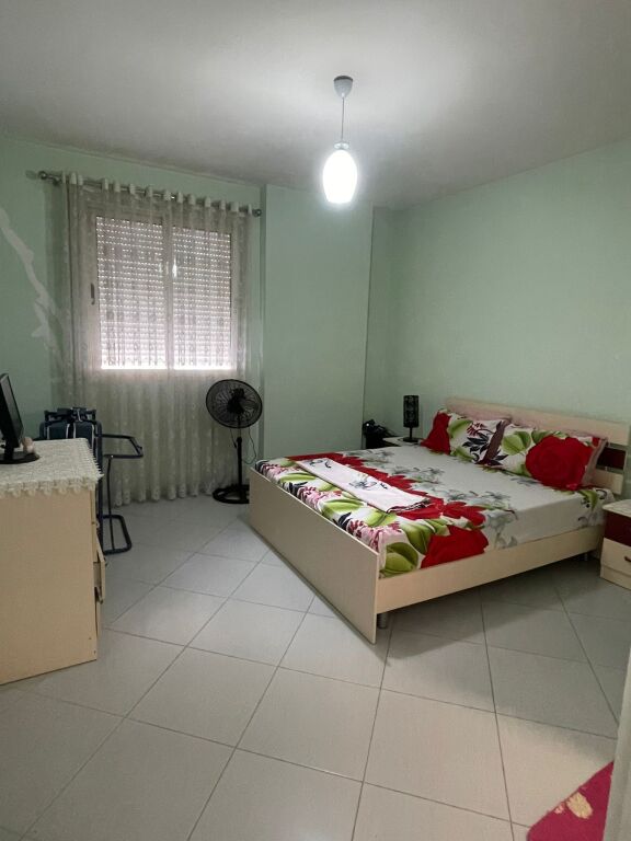 🏡 **JEPET ME QERA APARTAMENT 2+1 PRANË KAZAZIT**