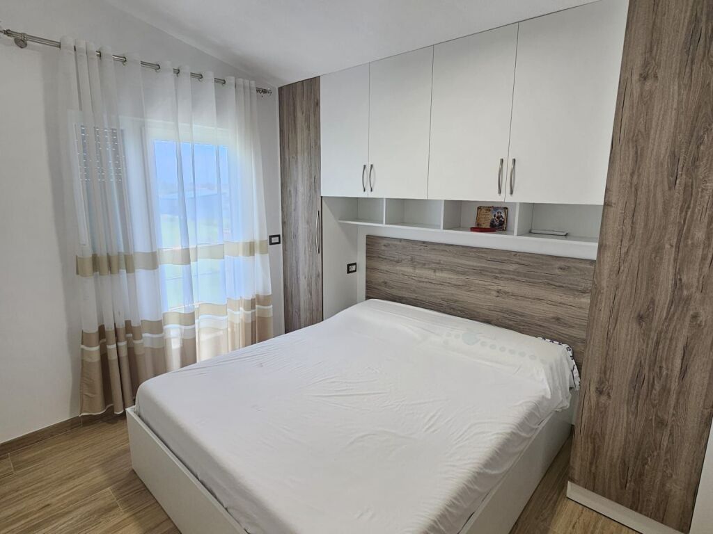 🏡 **SUPER VILË LUKSOZE ME QERA – SHËNAVLASH, DURRËS**
