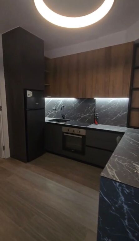 Super appartamento in affitto Astir a Bohemi