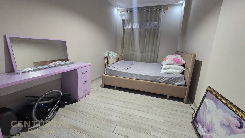 2+1 apartment for sale in Fresk, at the beginning of Dalip Topi street!
