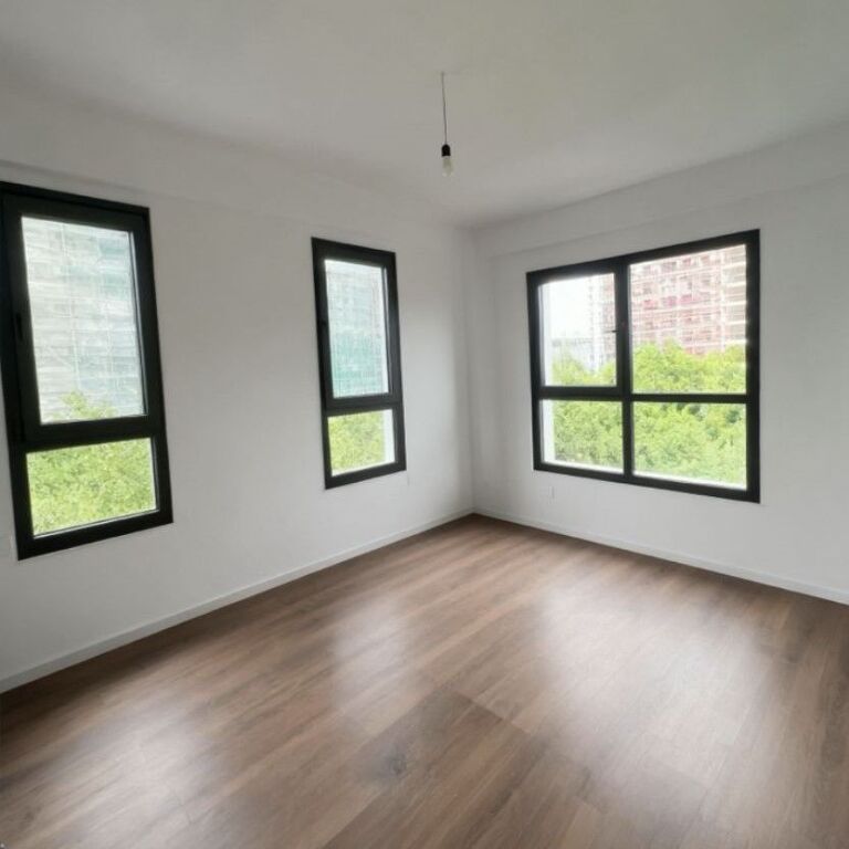 🏡 Shitet Apartament 1+1 – Porcelan, pranë Rrethit të Klanit ✨