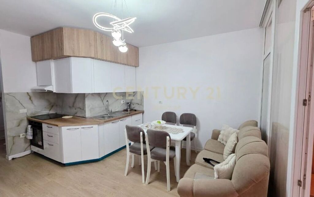 Apartament Modern 1D+1B • Vilat Gjermane • Larese &amp; Tharese