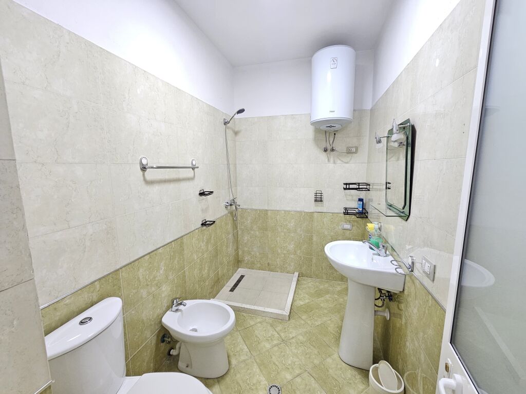 For rent 2+1+1 Haxhi Hysen Dalliu St. 700 thousand lek