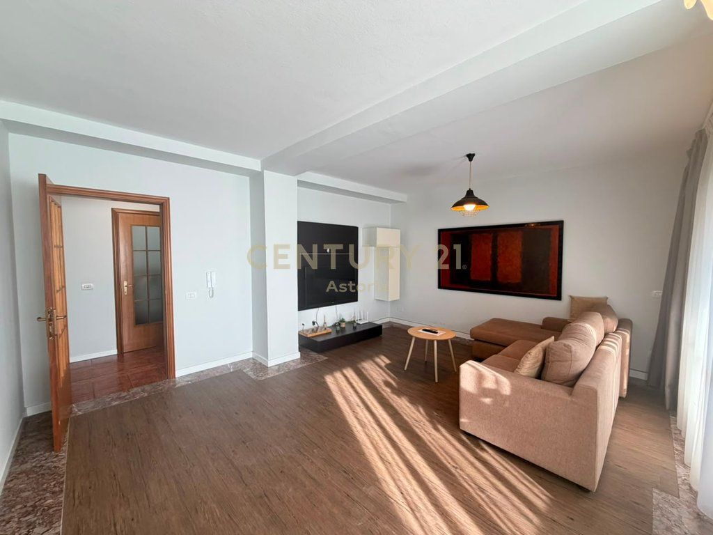 Exclusive 2+1+2 Apartment for Sale in the Heart of Blloku!