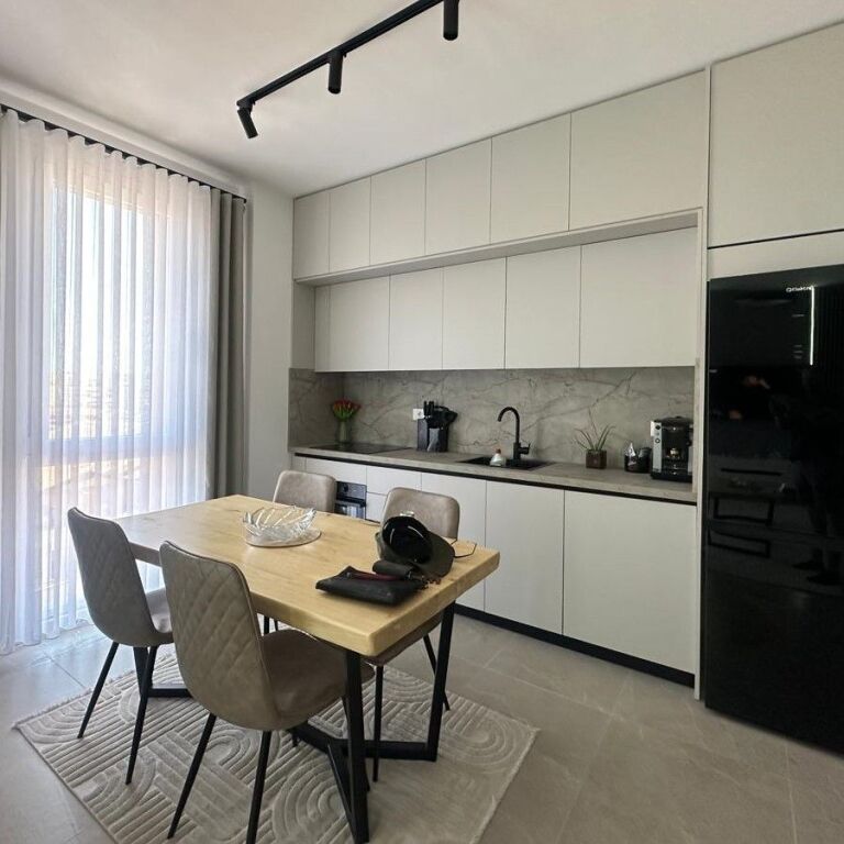 🏡 JEPET ME QIRA APARTAMENT 1+1 – PRANË STACIONIT TË TRENIT ✨
