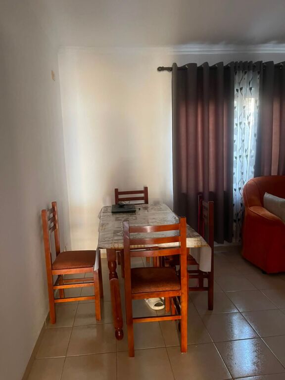 APARTMENT 2+1. 40000 LEKE.OXHAKU
