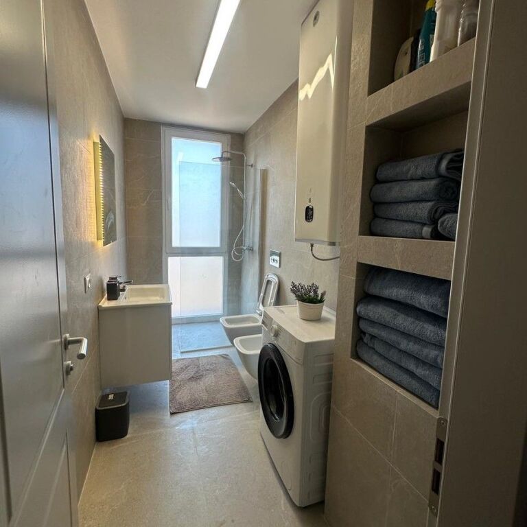 🏡 JEPET ME QIRA APARTAMENT 1+1 – PRANË STACIONIT TË TRENIT ✨