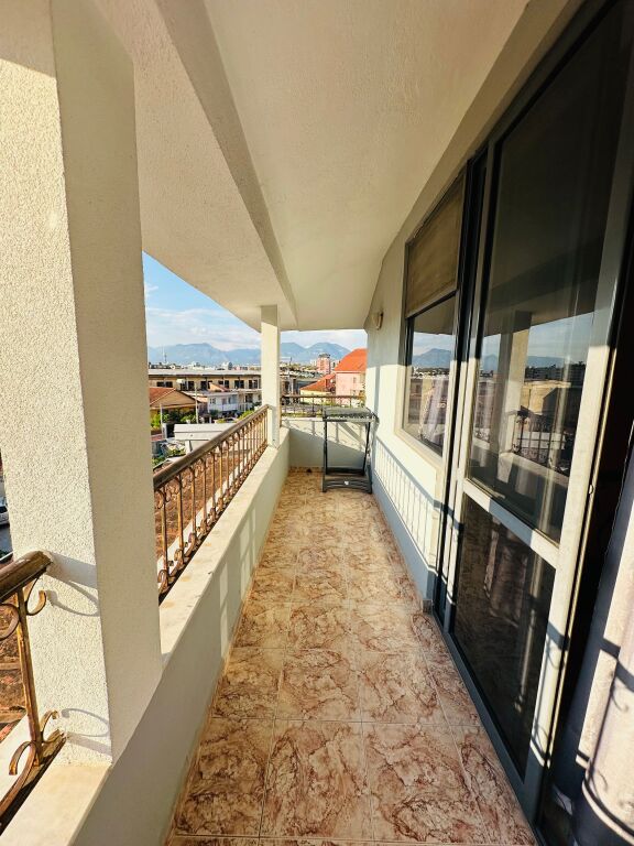 Jepet Me Qera Apartament 1+1+1 Post Parkimi + 1 Ballkon