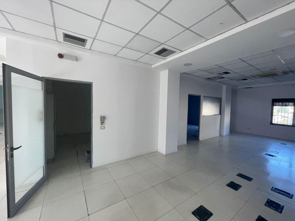 🏢✨ JEPET ME QIRA NJËSI KOMERCIALE PREMIUM PËRBALLË DELIJORGJIT ✨🏢