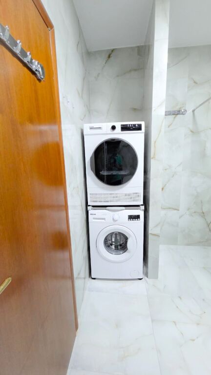 Apartament Modern 1D+1B • Vilat Gjermane • Larese &amp; Tharese