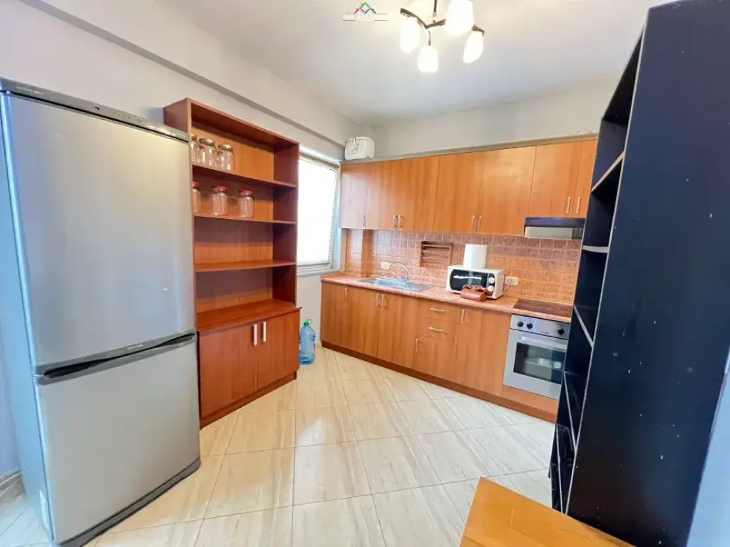 Qera, Apartament 2+1 Rruga Jordan Misja