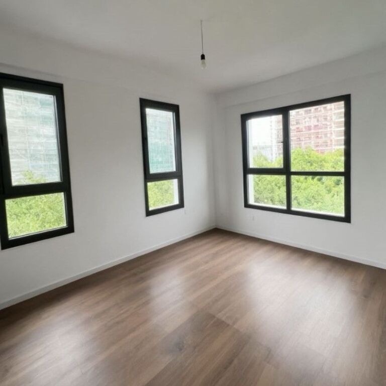 🏡 Shitet Apartament Modern 2+1+2 – Bengas, pranë Rrethit të Klanit ✨