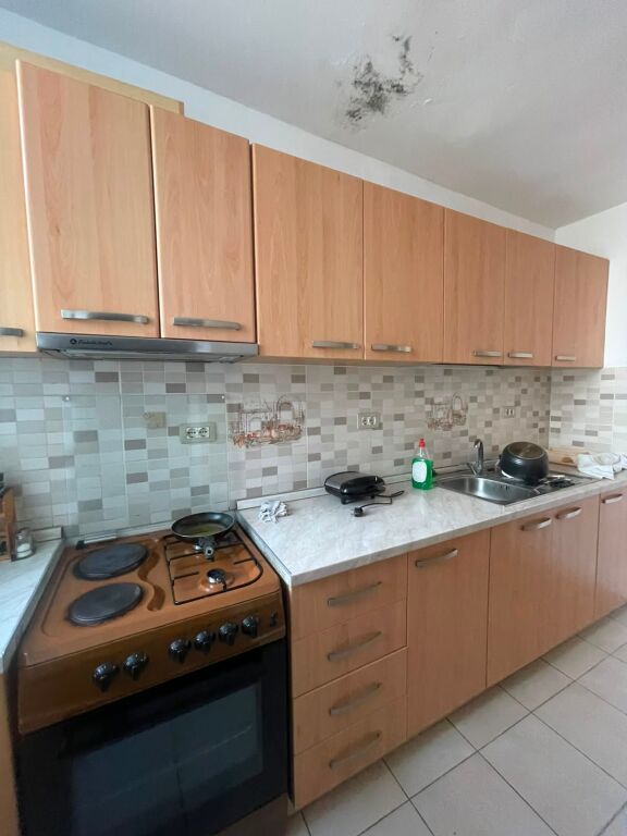 APARTMENT 2+1. 40000 LEKE.OXHAKU