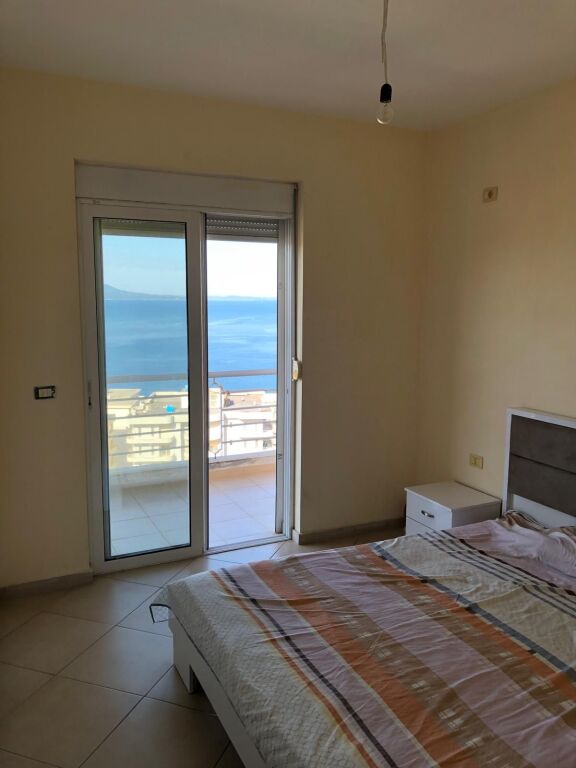 Appartamento 2+1 in vendita a Saranda, con vista mare