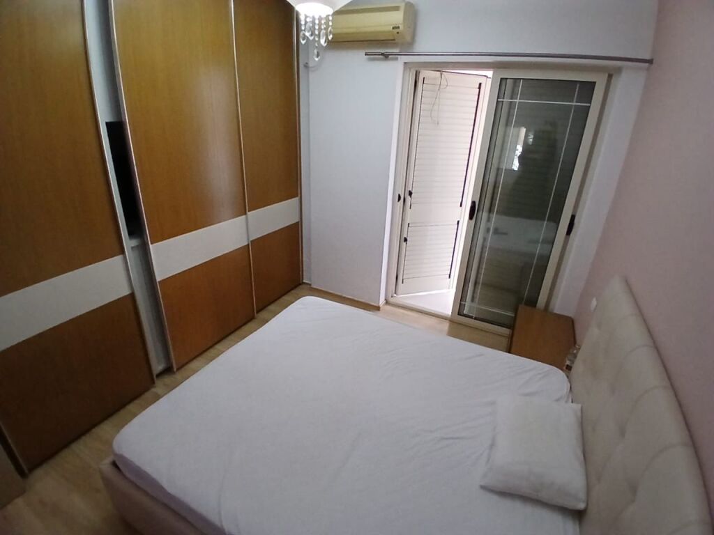 Jepet Me Qera Apartament 2+1+1 Ballkon