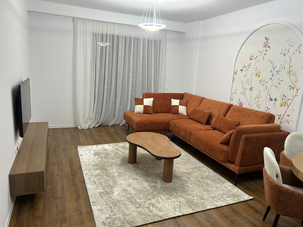 Jepet Me Qera Apartament 1+1+1 Ballkon