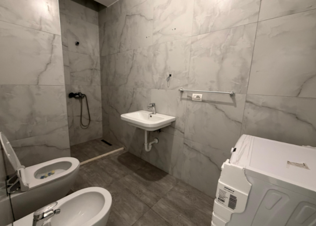 🏡 JEPET ME QIRA APARTAMENT 1+1 – MANGALEN, ALI DEMI, TIRANË