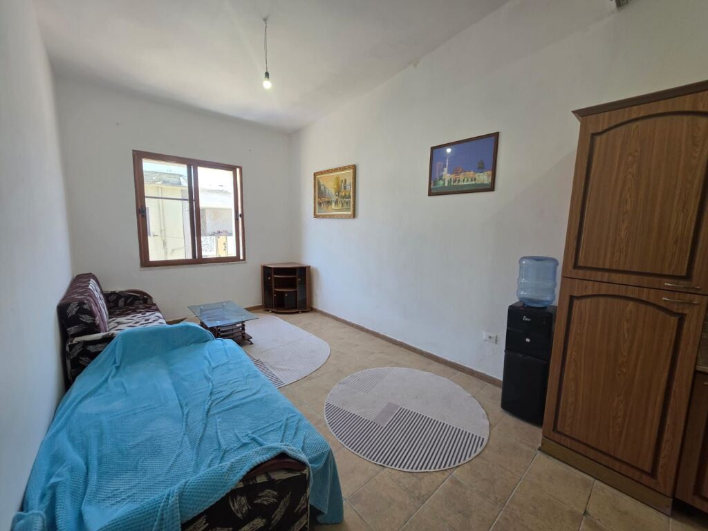 Apartament në Shitje në Shkozet, Durrës – Përballë Stacionit