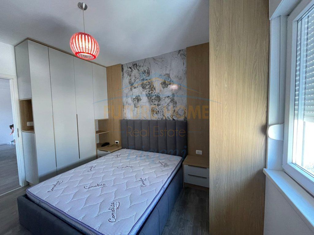 Qera, Apartament 2+1, Ish Parku i Autobuzave, Tirane. 800 €