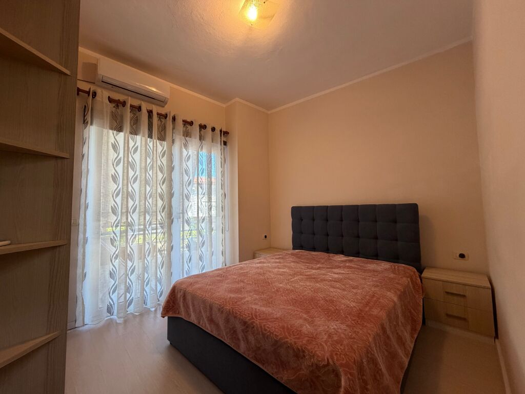 In AFFITTO (57'500 leke/mese) appartamento 1+1+PARCHEGGIO, Residenza "Kodra e Diellit"
