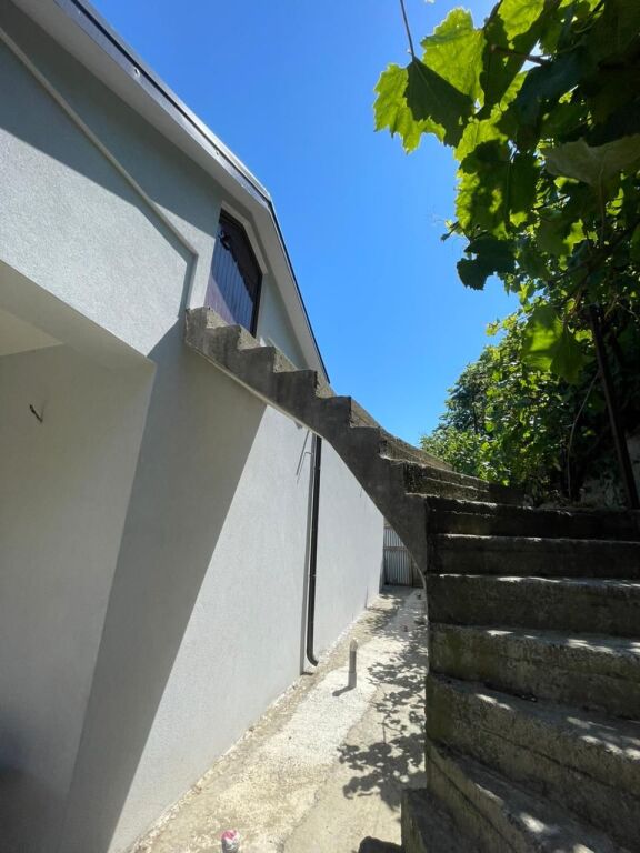 Vilë dy kateshe për Shitje në Durrës, ish fabrika e tullave