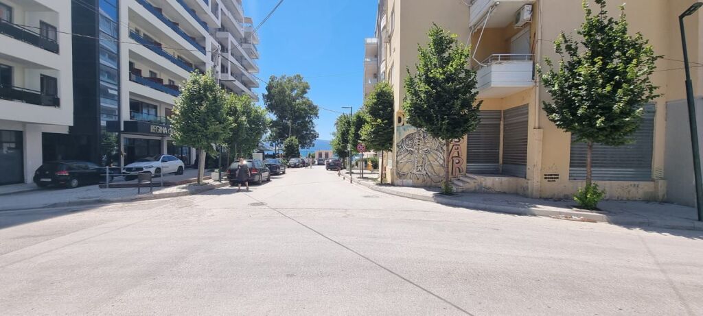 For sale business premises Lungo Mare Vlore