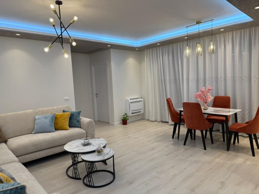 🏢Ish Sheshi Shqiponja,Kompleksi Akses jepet me qera apartament 2+1+2,i mobiluar 80,000Leke
