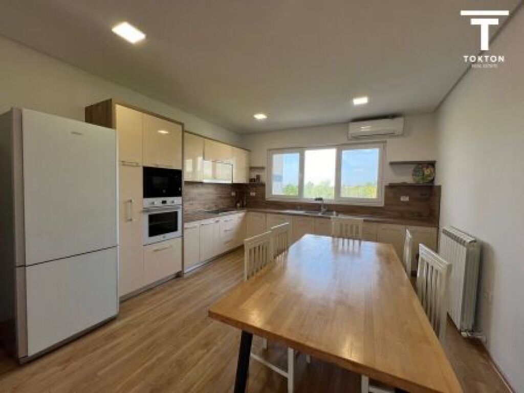 RENT, SEMI-DETACHED VILLA, LUNDËR, TEG