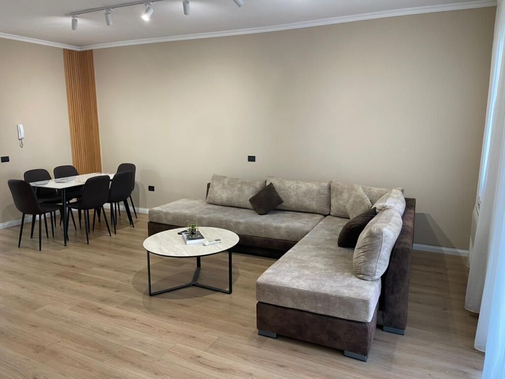 🏡 Affittasi appartamento 1+1 + posto auto 📍 Via dei Kosovari, vicino a Conad💶 Prezzo: 950€/mese