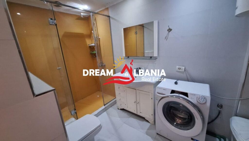 Jepet Apartament 3+1+2 me qera afer rrethrrotullimit te Komuna Parisit, Tirane (ID 4231500)