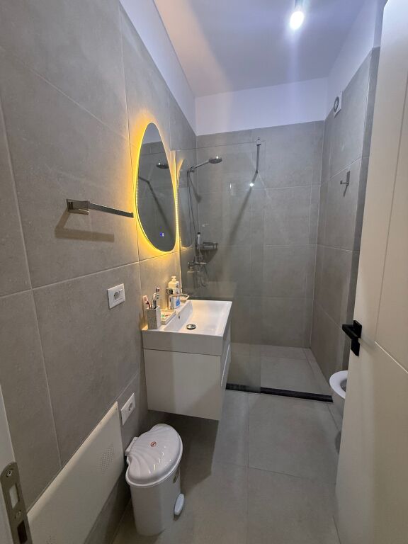 Jepet me Qera Apartament 2+1 – Rezidenca Erli, Porcelan