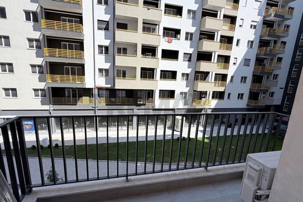 Jepet me qira 1+1 Residenca Aura