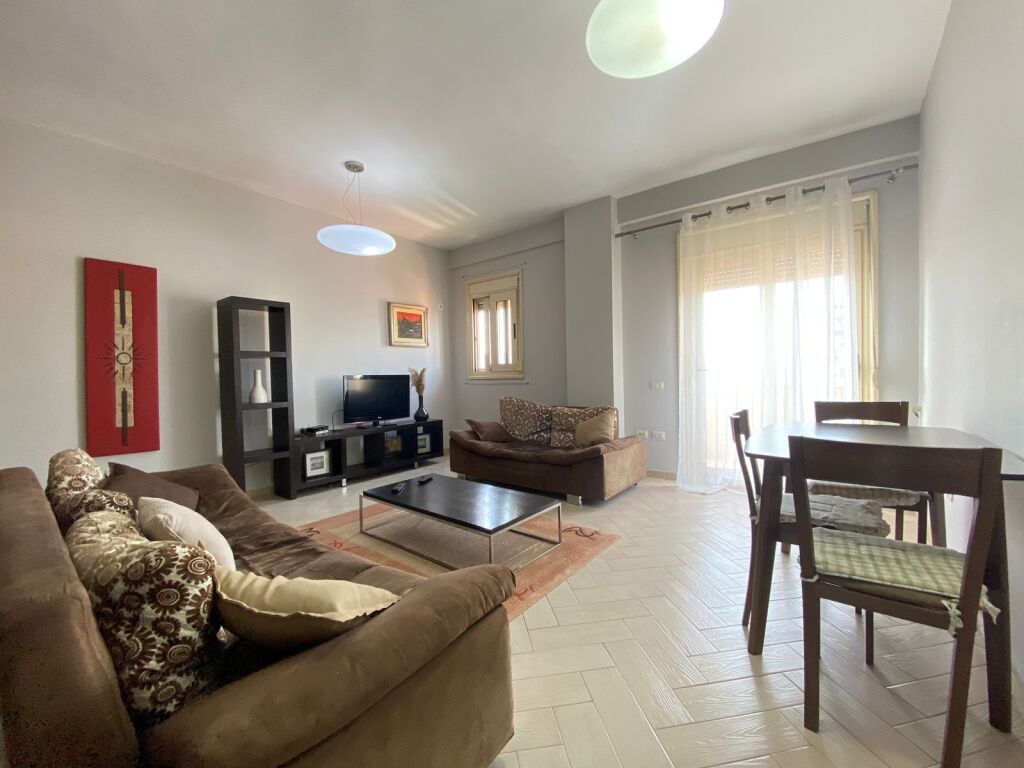 Affitto | Apartament 2 + 1 | Rruga Don Bosko | 550 €/mese